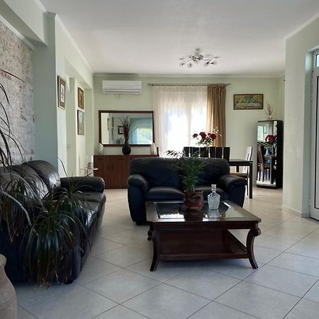 חאניה Eugene Apartment מראה חיצוני תמונה