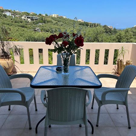 חאניה Eugene Apartment מראה חיצוני תמונה