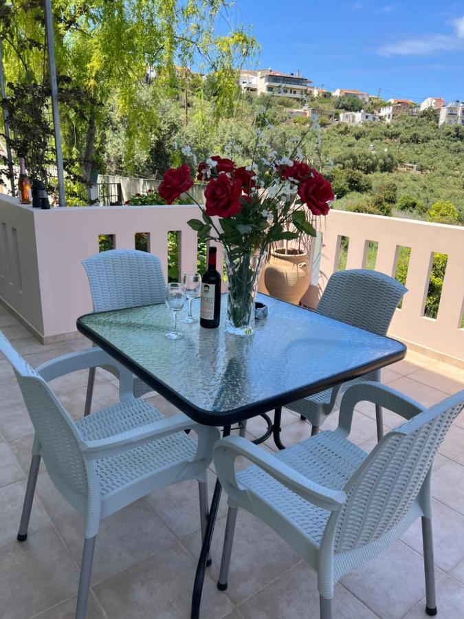 חאניה Eugene Apartment מראה חיצוני תמונה
